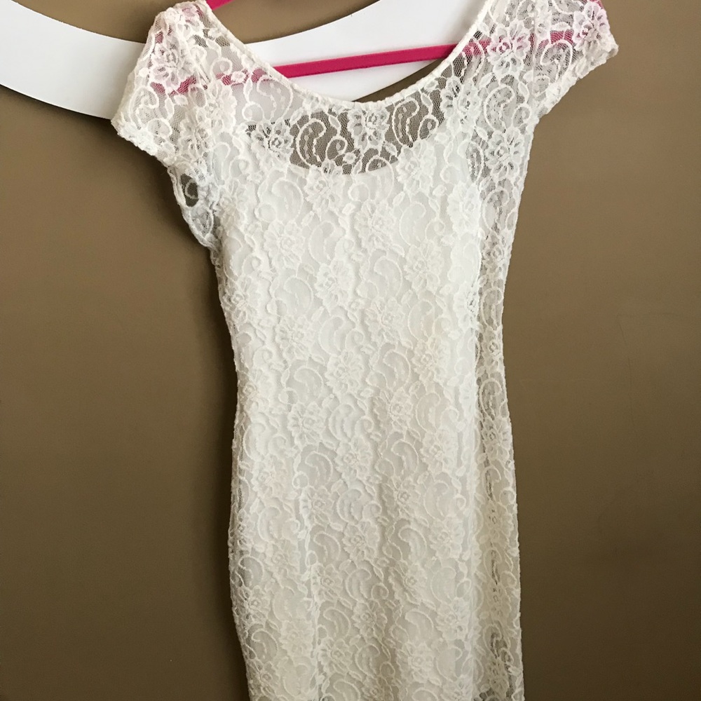 Abercrombie lace dress size small